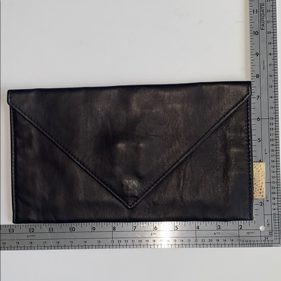 Clutch by JZAR Limited edition 
Hand made in Italy - Picture 5 of 9